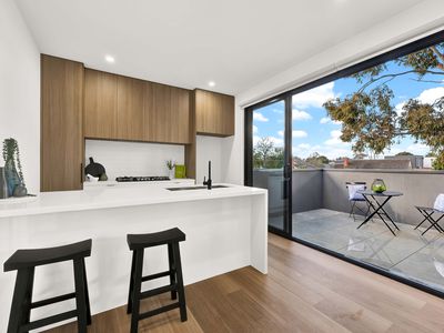 1 / 235 Oriel Road, Heidelberg West