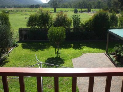 15 Tandara Road, Halls Gap
