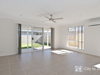 27 Shale Avenue, Logan Reserve