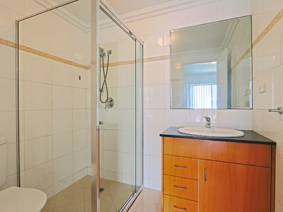 4 / 9 Midway Drive, Maroubra