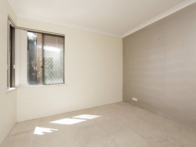 7 / 52 King George Street, Victoria Park