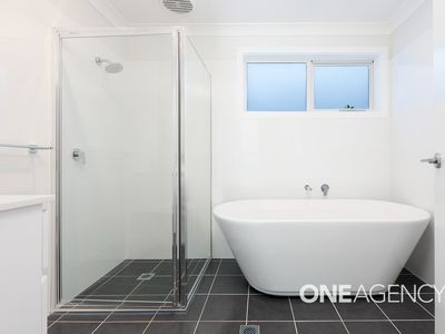 8B Burke Road, Dapto