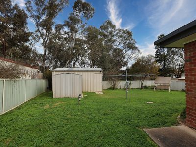 15 Lauren Court, Kangaroo Flat