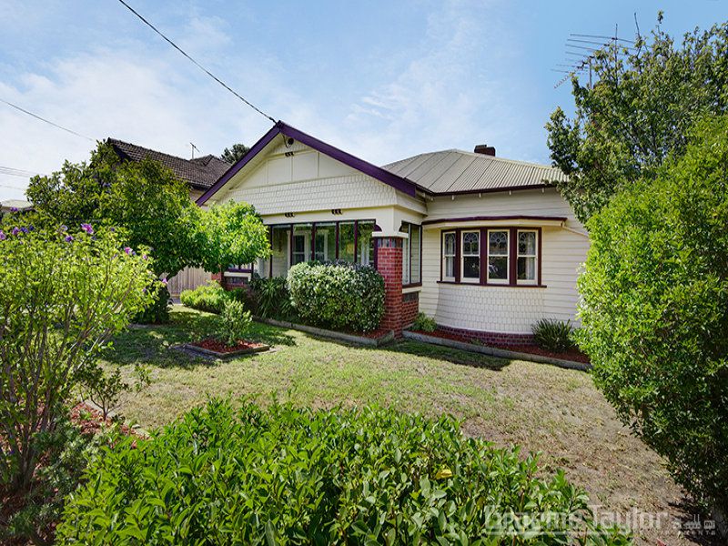 12 Central Avenue, Manifold Heights
