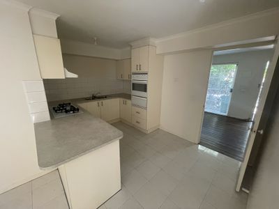 4 / 10 Eldridge Street, Footscray