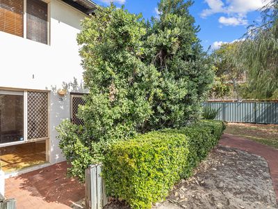 25 / 311 Harborne Street, Glendalough