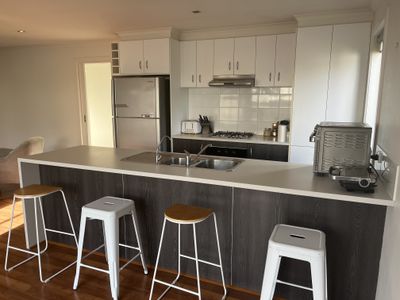 10-11 Viogner Place, Waurn Ponds