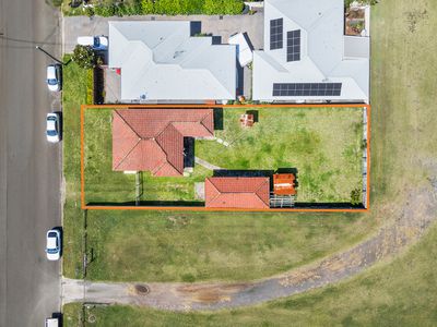 27 Addison Avenue, Lake Illawarra