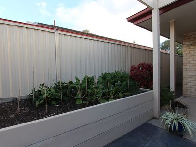 1 / 52 Cambridge Drive, Mansfield