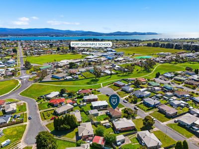 4 Quinn Avenue, George Town