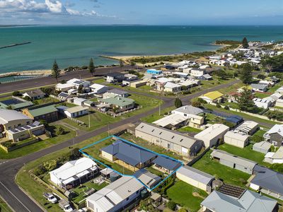 22 Foster Street, Beachport