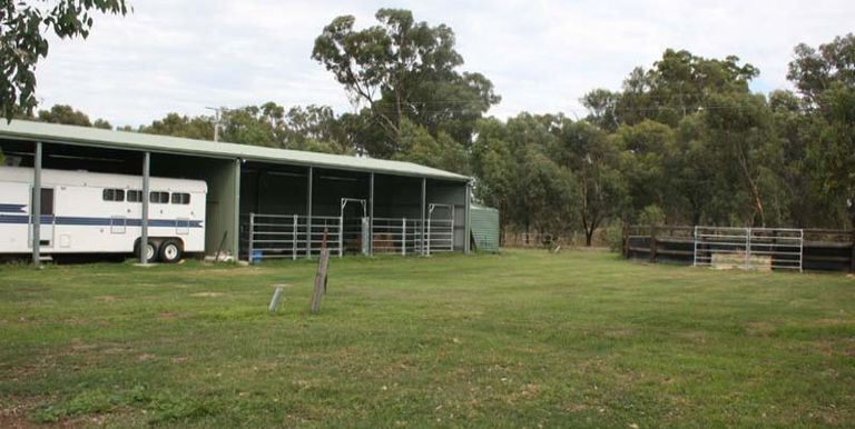 11 Dunns Lane, Euroa