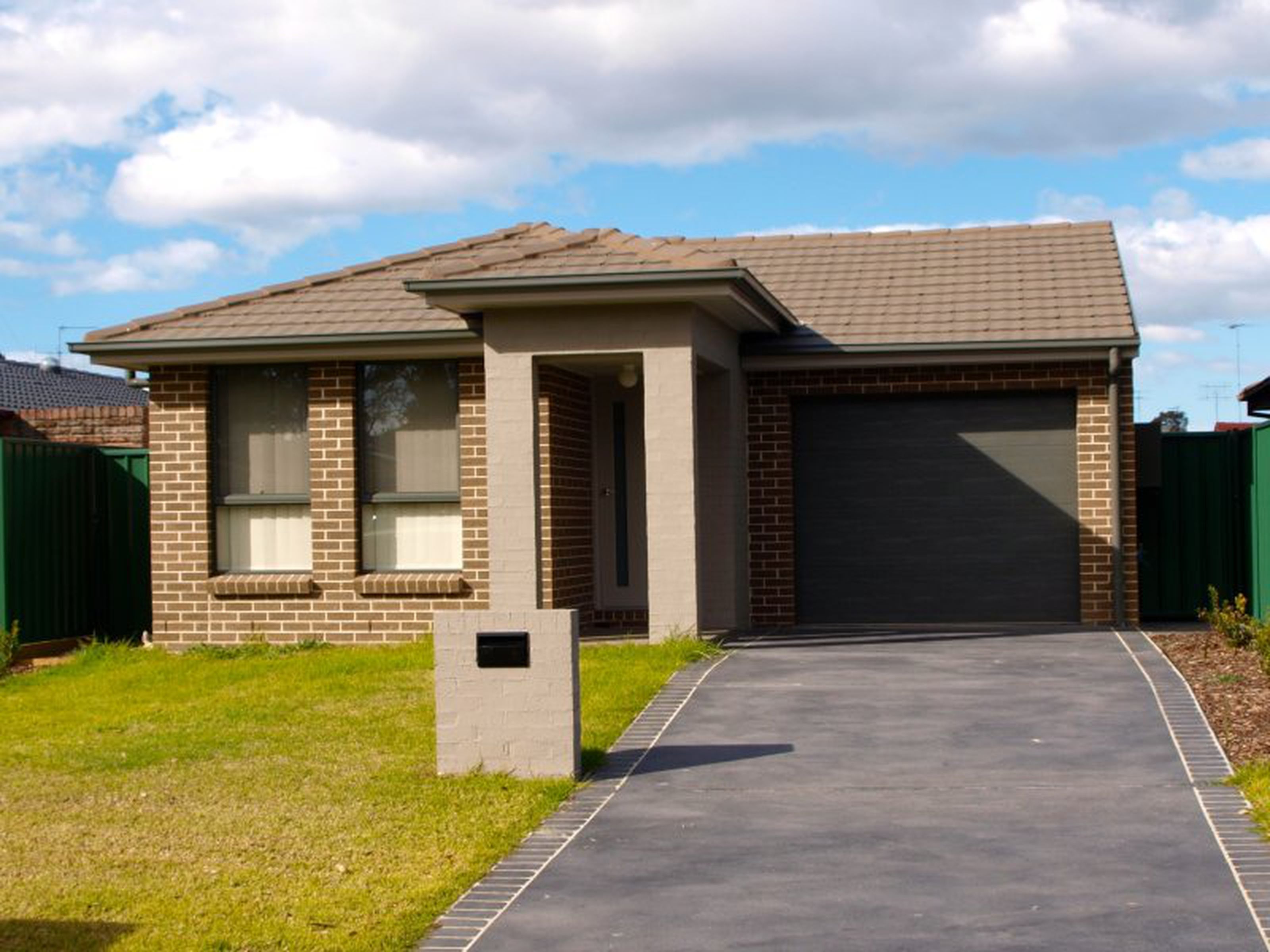 8A Tingha Avenue, SOUTH PENRITH
