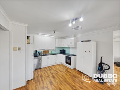 431 Wheelers Lane, Dubbo