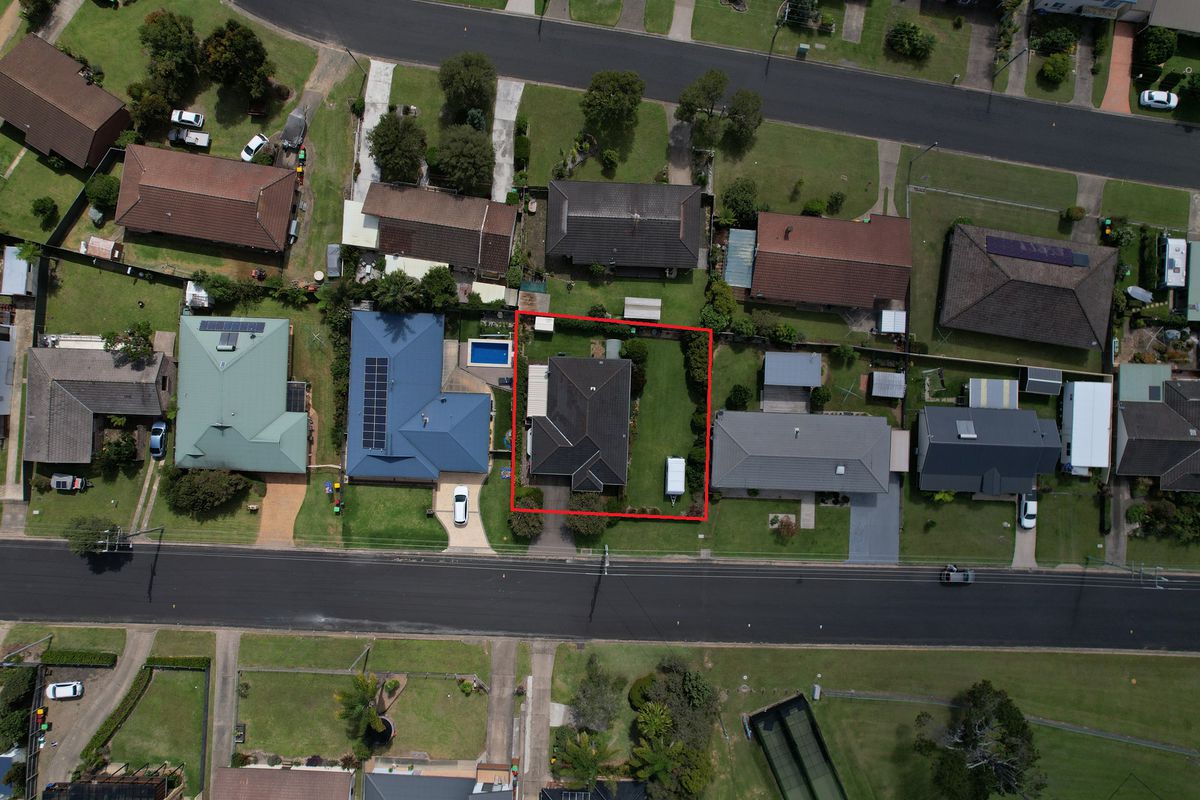21 Binalong Street, Dalmeny