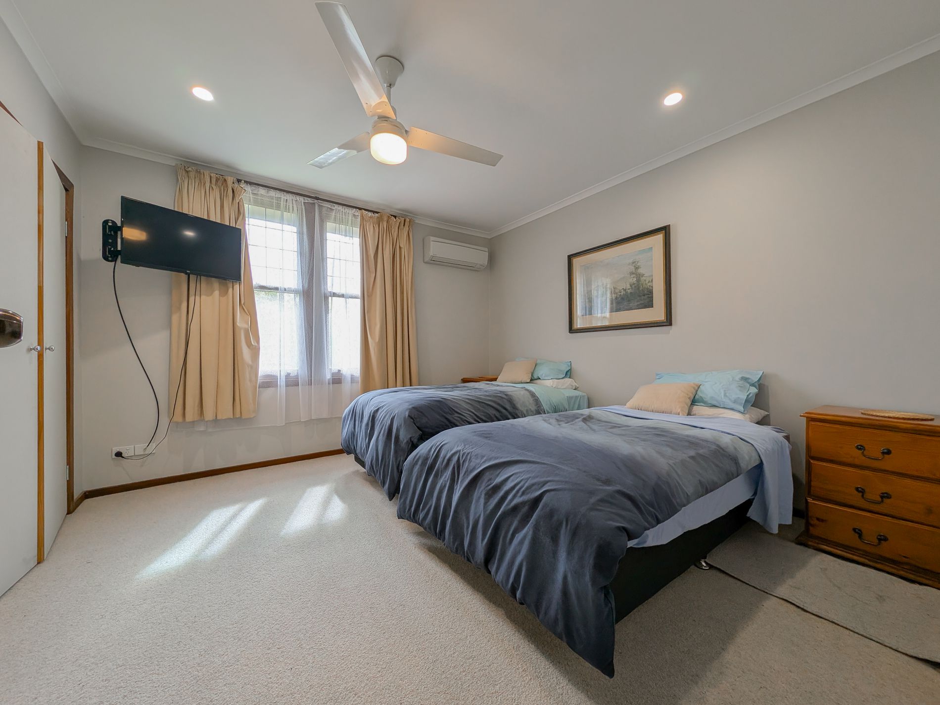 6 Scoresby Street, Kerang