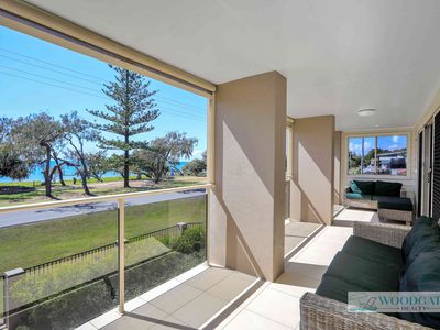 101 Esplanade, Woodgate