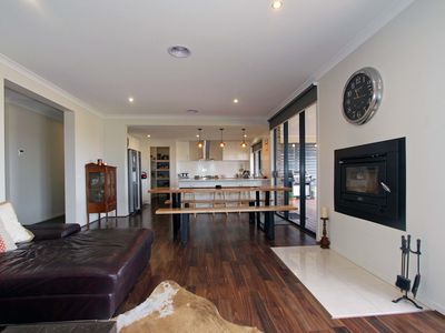 70 McLennan Road, Ladys Pass
