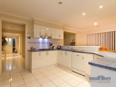 23 Somerset Court, Narre Warren South