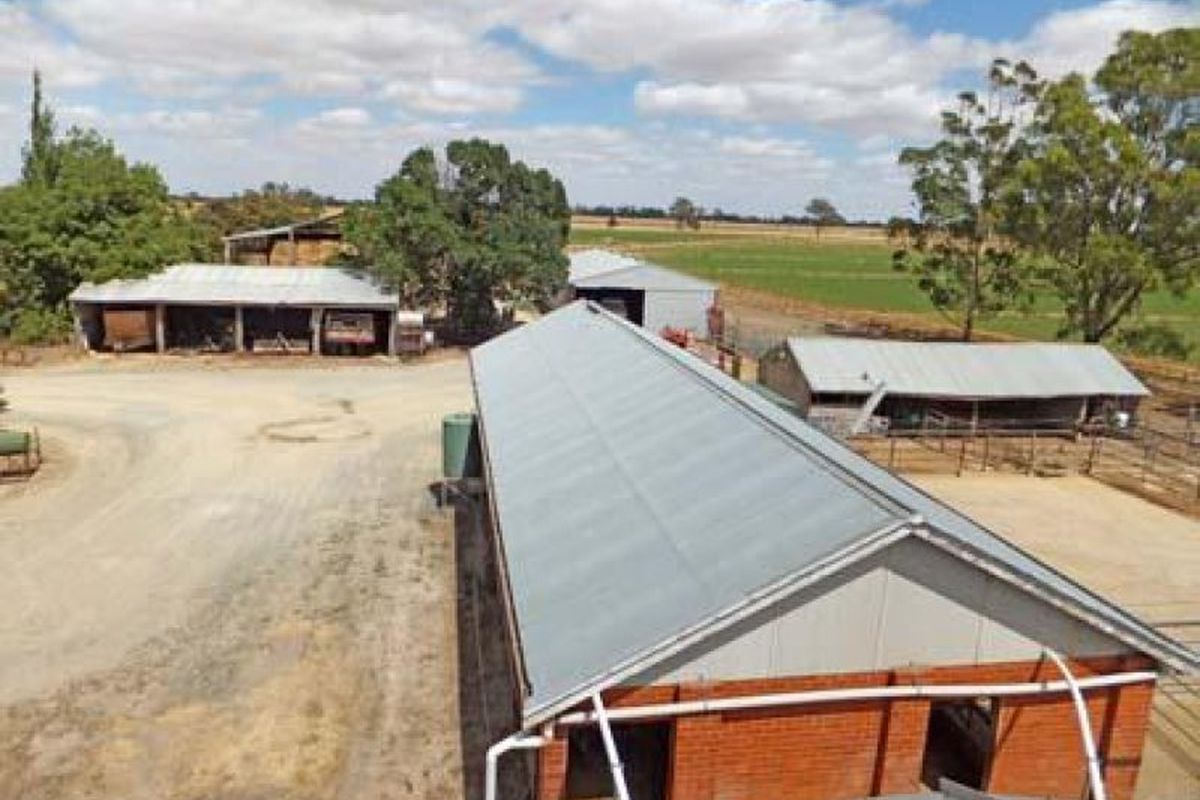 720 White Road, Girgarre