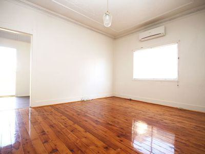 59  Trafalgar , Belmore