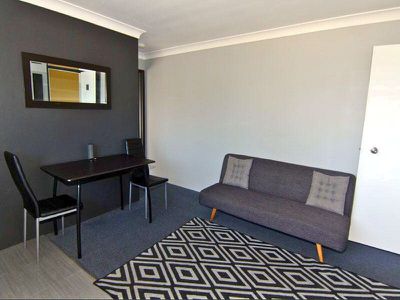 5 / 25 West Street, Forster