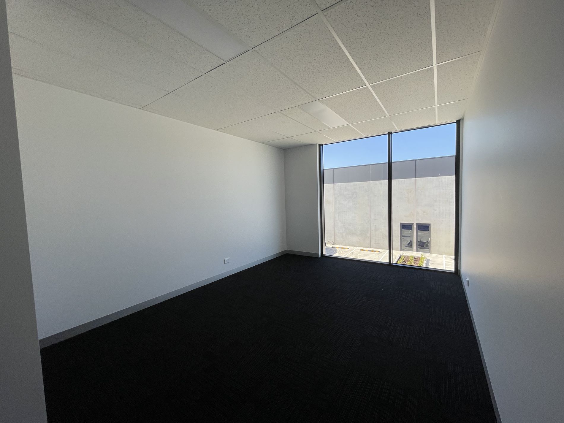 2 / 10 Fink Street, Williamstown