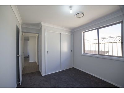 30 Apsley Crescent, Dubbo