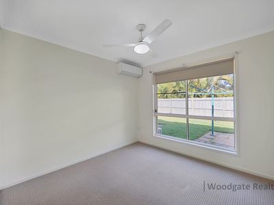 8 ORIOLE COURT, Woodgate