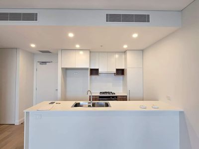 1302 / 33 East Street, Granville