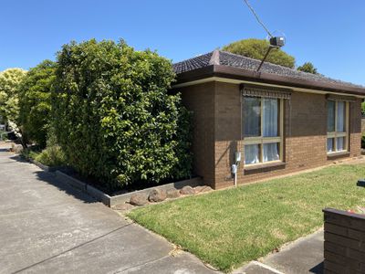 1 / 9 Cottrell Street, Werribee