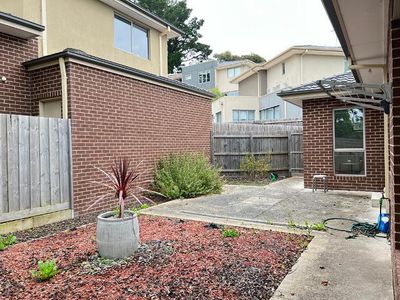 2 / 163 Bedford Road, Ringwood East