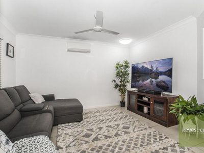 19 Monte Visto Court, Mount Louisa