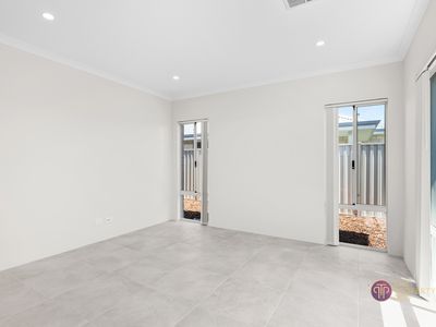 25 Cornelian Avenue, Golden Bay