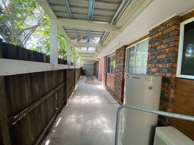 24 Cassandra Crescent, Urangan