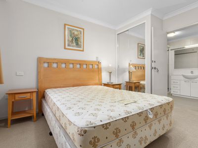 32 / 128 Mounts Bay Road, Perth