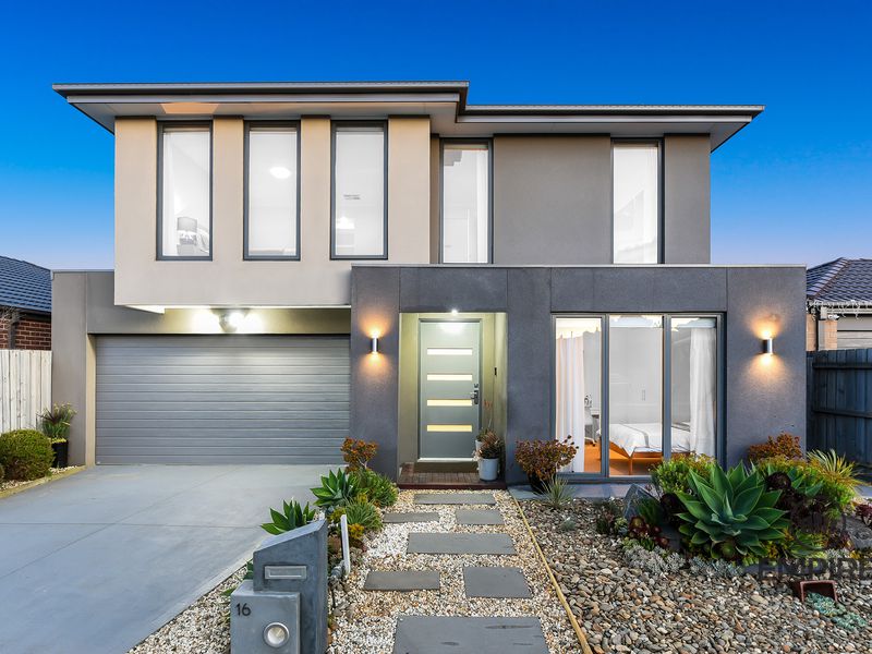 16 Pontiac Road, Cranbourne East