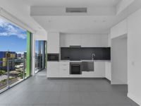 901 / 10 Trinity Street, Fortitude Valley