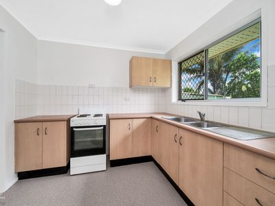 27 Rambutan Close, Manoora