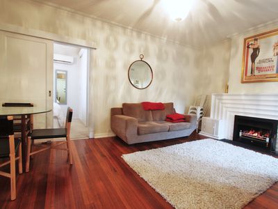 2 / 1 Mona Place, South Yarra