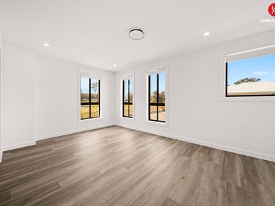 16a Flood Street, Austral