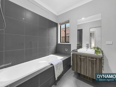 9 Travers Street, Craigieburn