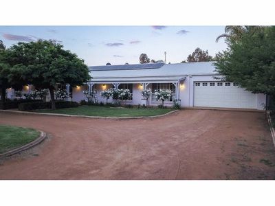 6 Araluen Way, Dubbo
