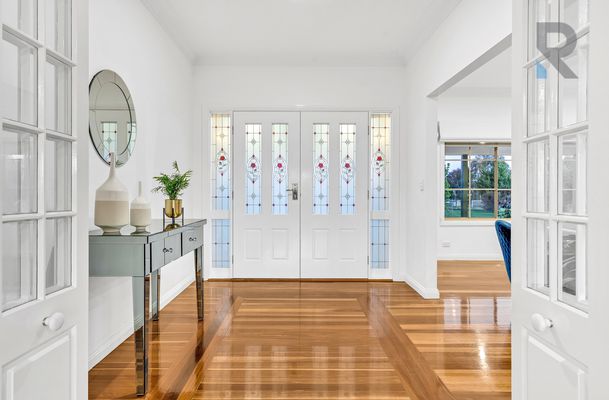 35 The Ridge, Oaklands Junction