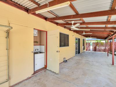 82 James Circuit, Woodroffe