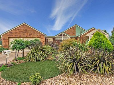 18 Oaktree Avenue, Wyndham Vale