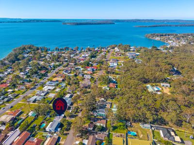 43 Lake Road, Balcolyn