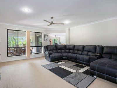 21 Witheren Circuit, Pacific Pines