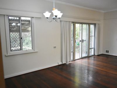 31 Auborough Street, Doubleview
