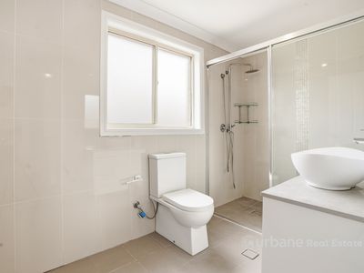 2 / 84 Metella Road, Toongabbie